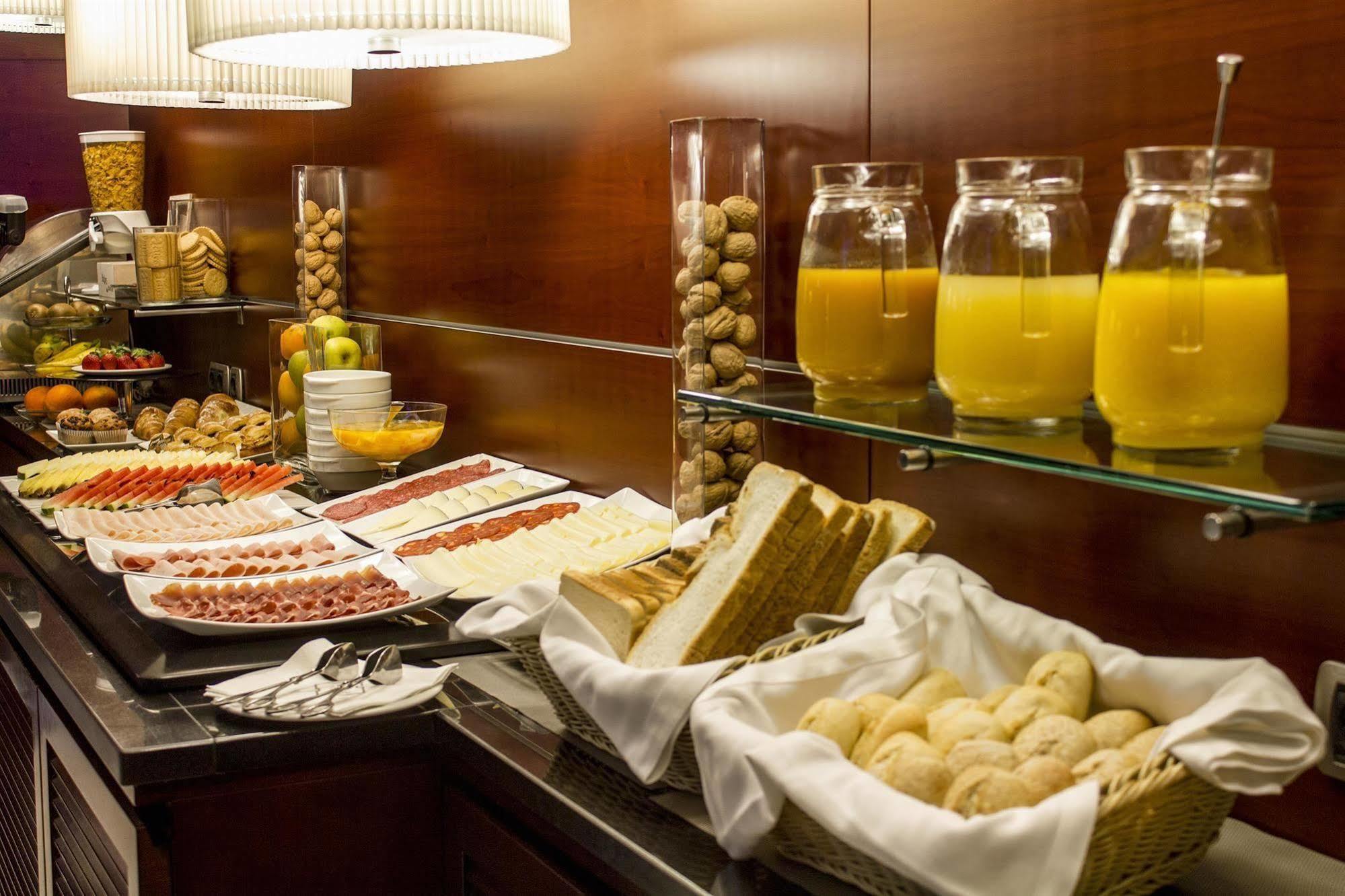 Hotel Rh Murcia Centro Bagian luar foto