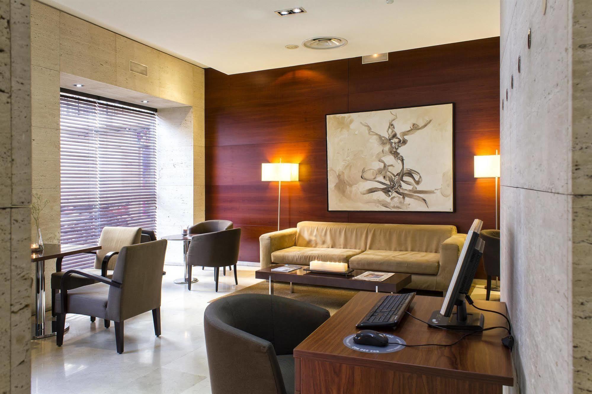 Hotel Rh Murcia Centro Bagian luar foto
